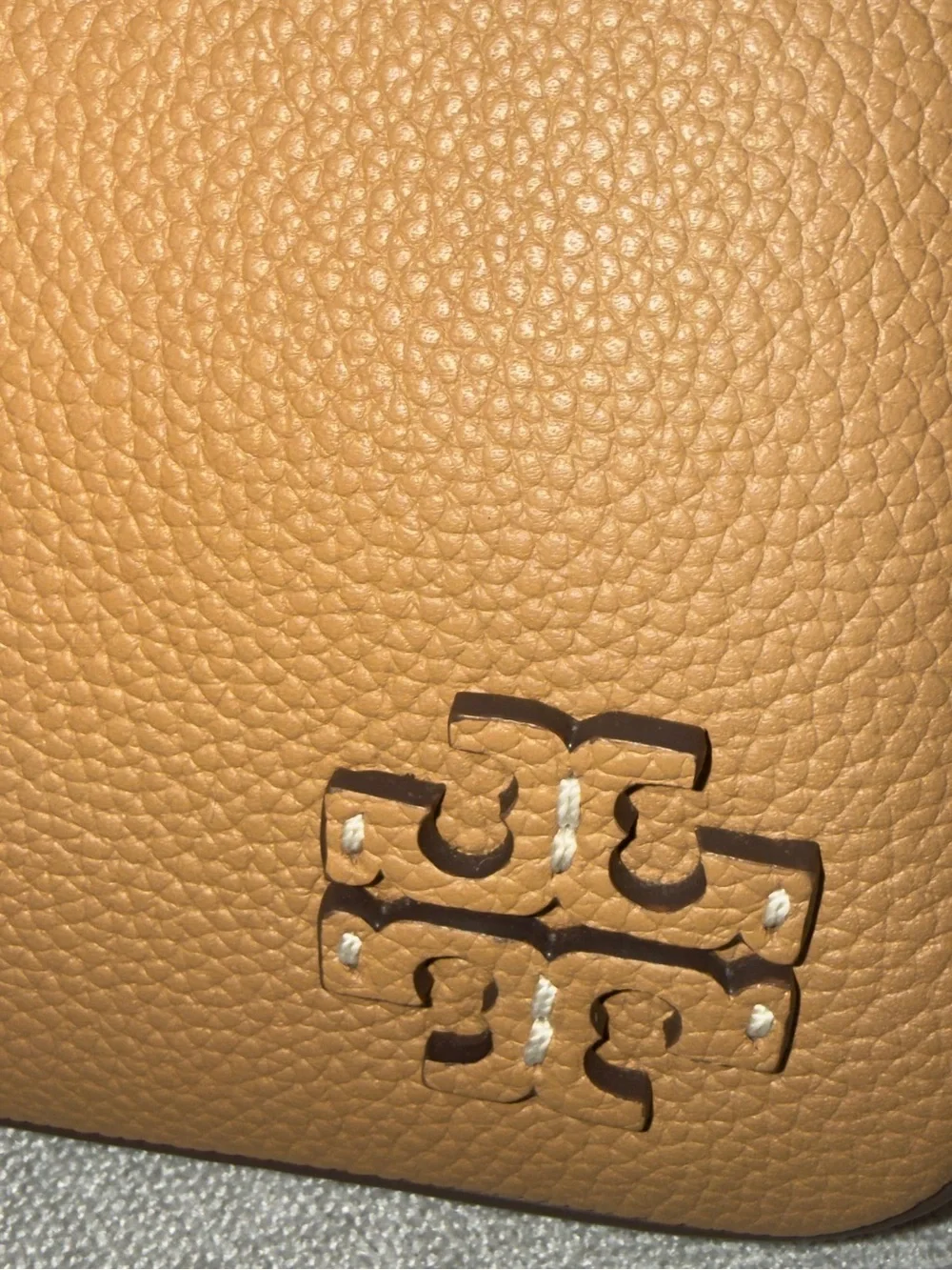 Tory Burch McGraw Wedge Bag beautiful!